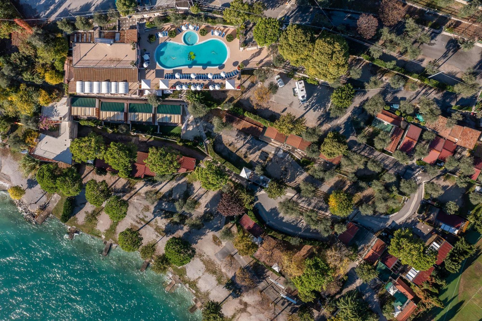 Camping Park Garda Limone sul Garda Ngoại thất bức ảnh