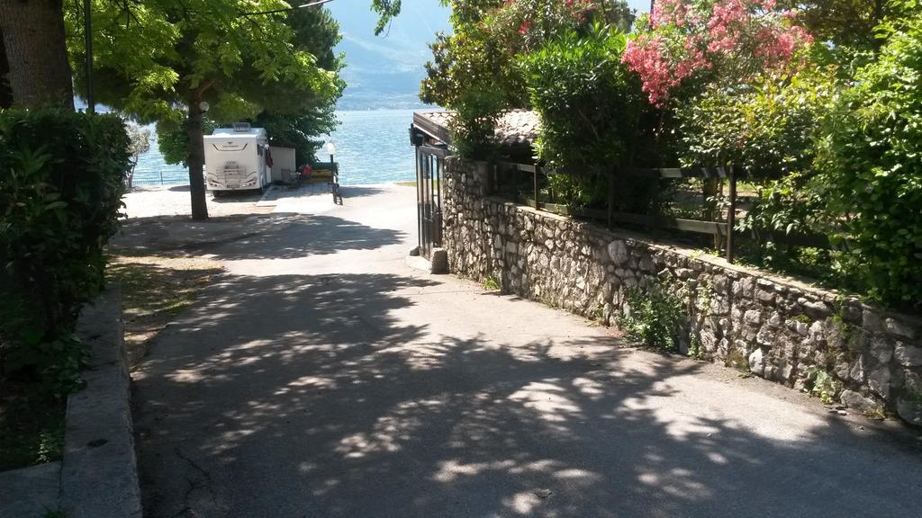 Camping Park Garda Limone sul Garda Ngoại thất bức ảnh